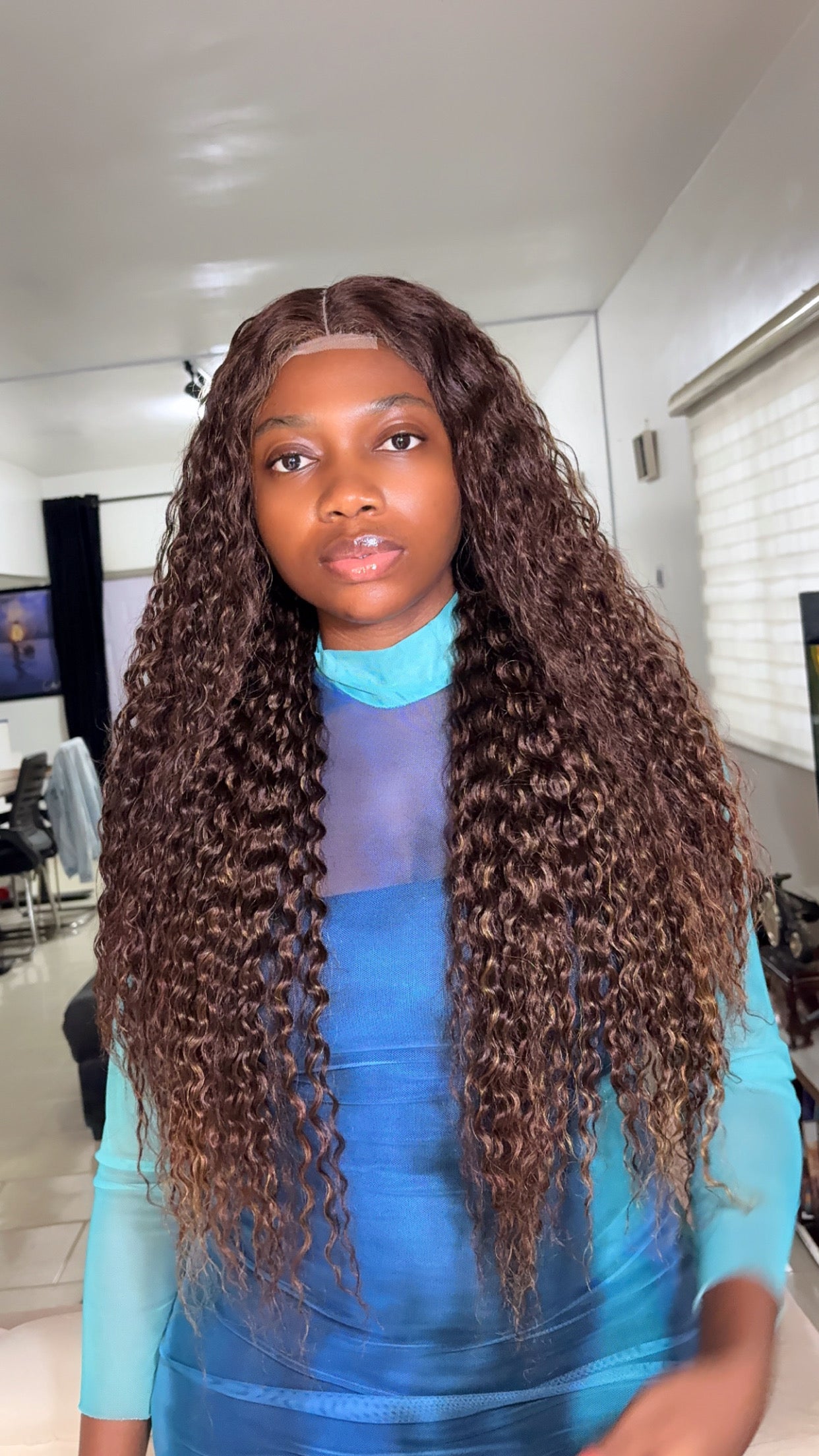 Wig Bee Human Hair Blend  | Closure